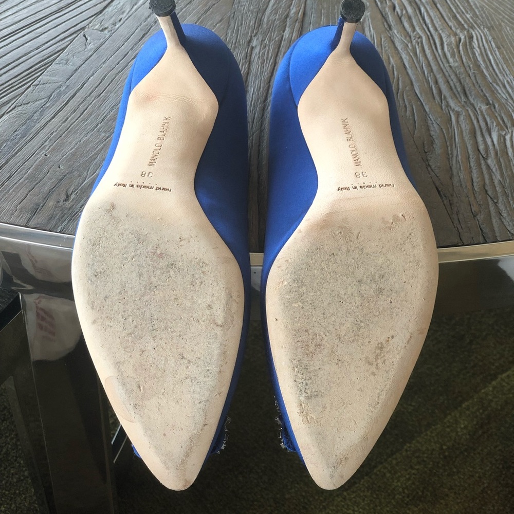 Manolo Blahnik Hangisi Blue Satin pump (70mm) heel - Picture 4 of 6